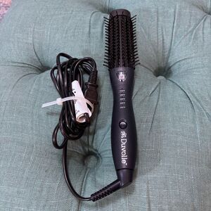 Duvolle “ADDICTION" IONIC STYLING BRUSH